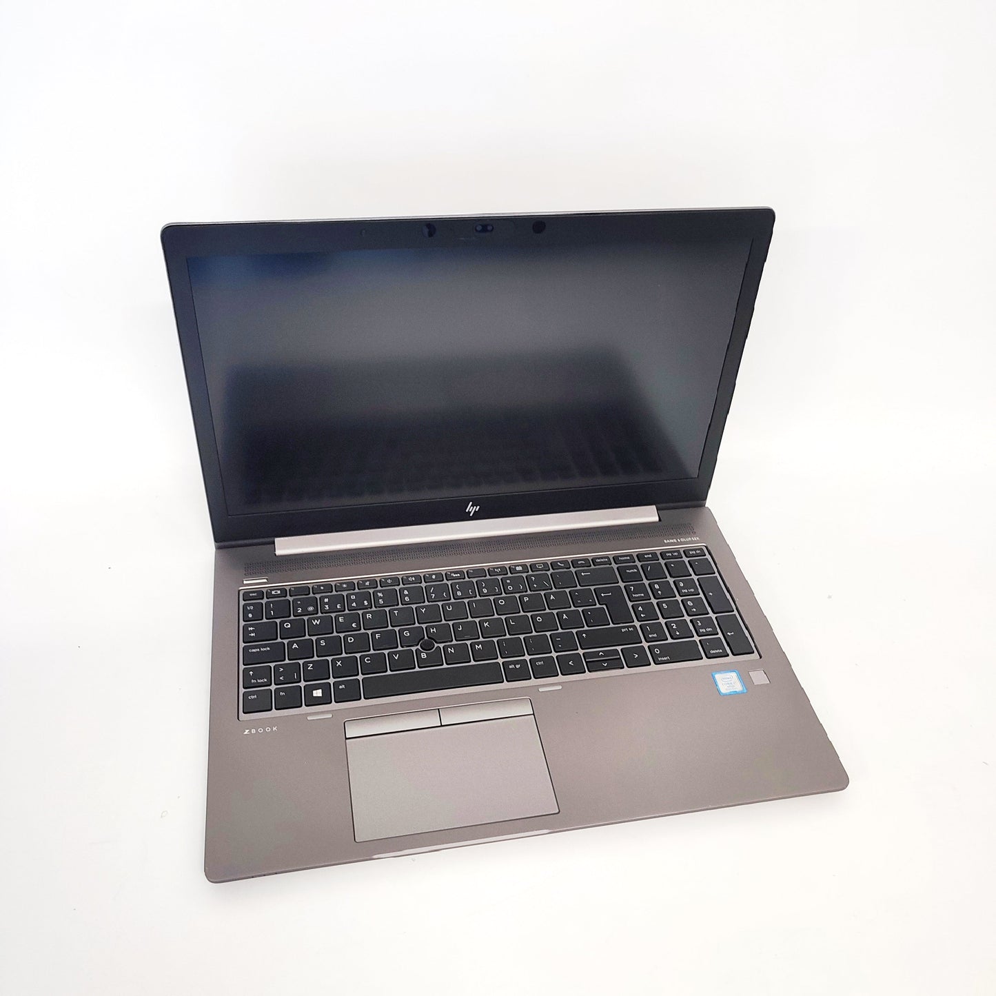 HP ZBook 15u G5/i7-8650U/16GB/256GB SSD/AMD Radeon Pro WX 3100/15.6″ UHD 4k/ID: 23220