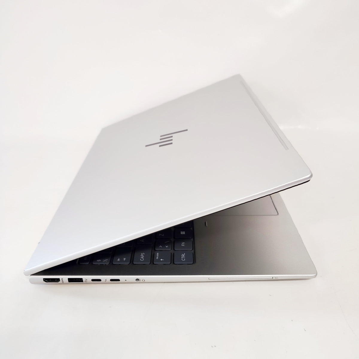HP EliteBook 660 G11/Ultra 5-125u/16GB/256GB SSD/Intel Iris/16″ FHD+/ID: 30419