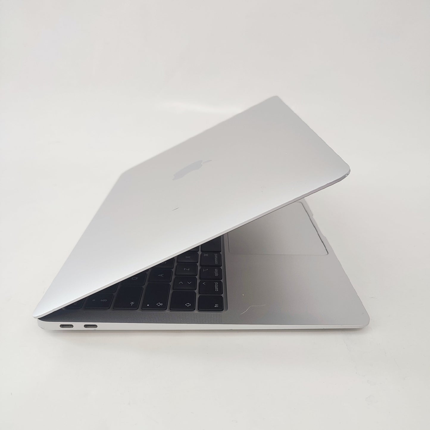 APPLE MacBook Air A2179 (2020) Silver/i3-1000NG4/8GB/256GB SSD/Intel Iris/13.3″ Retina/ID: 28837