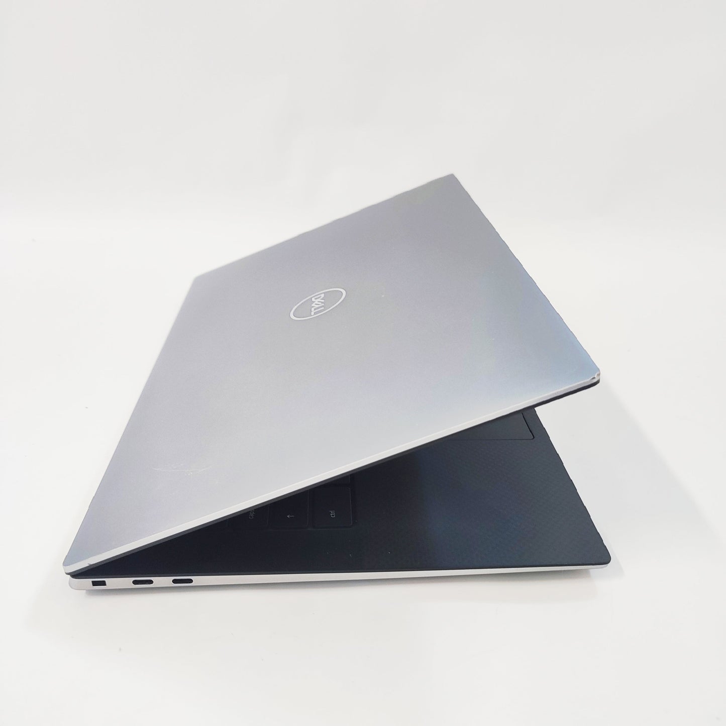 DELL Precision 5560/i7-11850H/32 ГБ/500 ГБ SSD/Nvidia RTX A2000/15.6″ FHD/ID: 26118
