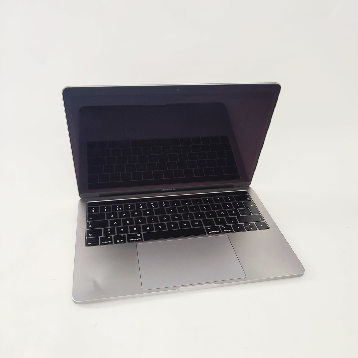 APPLE MacBook Pro A1989 (2018) «Серый космос»/i5-8259U/8 ГБ/256 ГБ SSD/Intel Iris/13,3″ Retina/ID: 27807