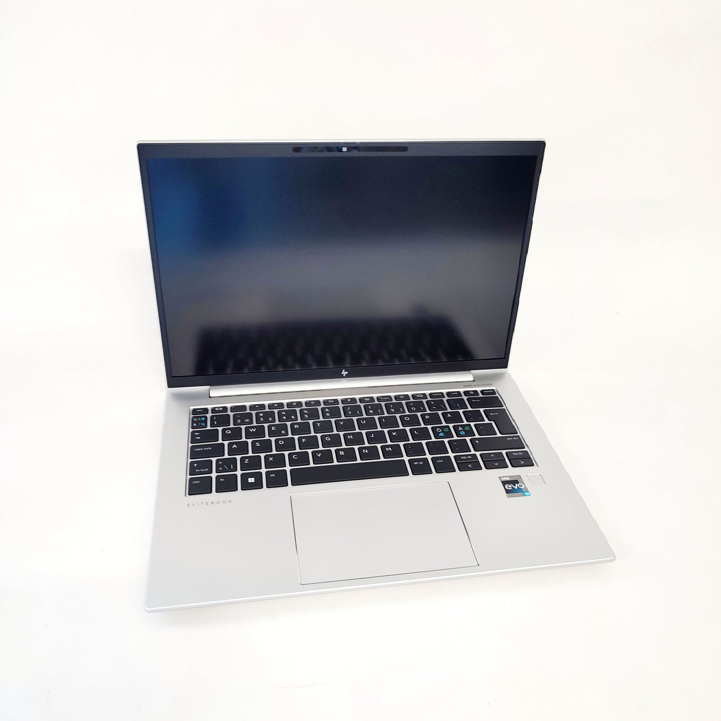 HP EliteBook 840 G9/i7-1255U/16GB/500GB SSD/Intel HD Graphics/14″ FHD/ID: 28766