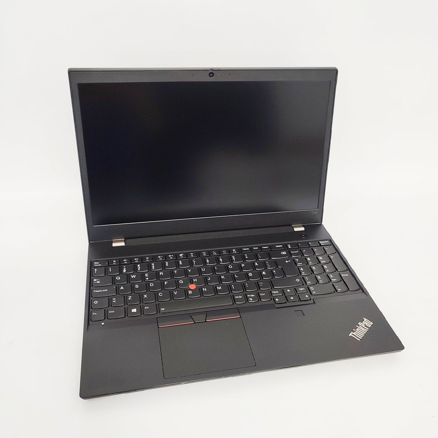 LENOVO ThinkPad T15p Gen2/i7-11850H/16GB/500GB SSD/Nvidia Geforce GTX 1650/15.6″ FHD/ID: 29763