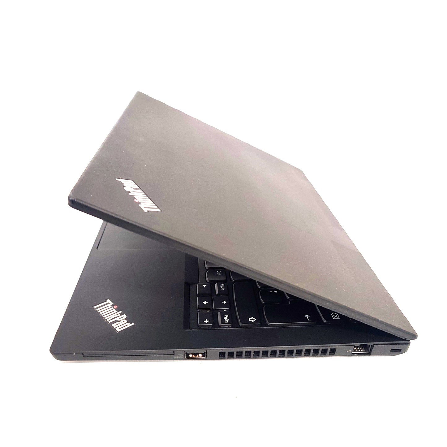 LENOVO ThinkPad T14 Gen2/Ryzen 5-5650U/16GB/256GB SSD/AMD/14″ FHD/ID: 23610