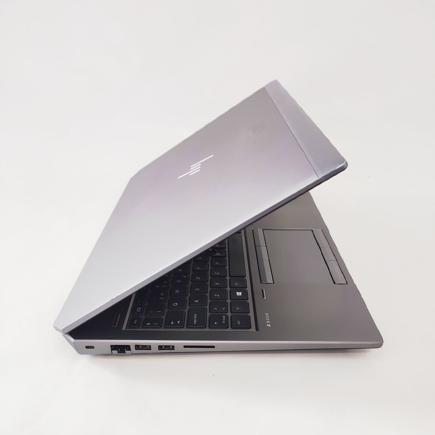 HP ZBook 15 G5/i7-8750H/32GB/500GB SSD/AMD Radeon Pro WX4150/15.6″ FHD/ID: 28490