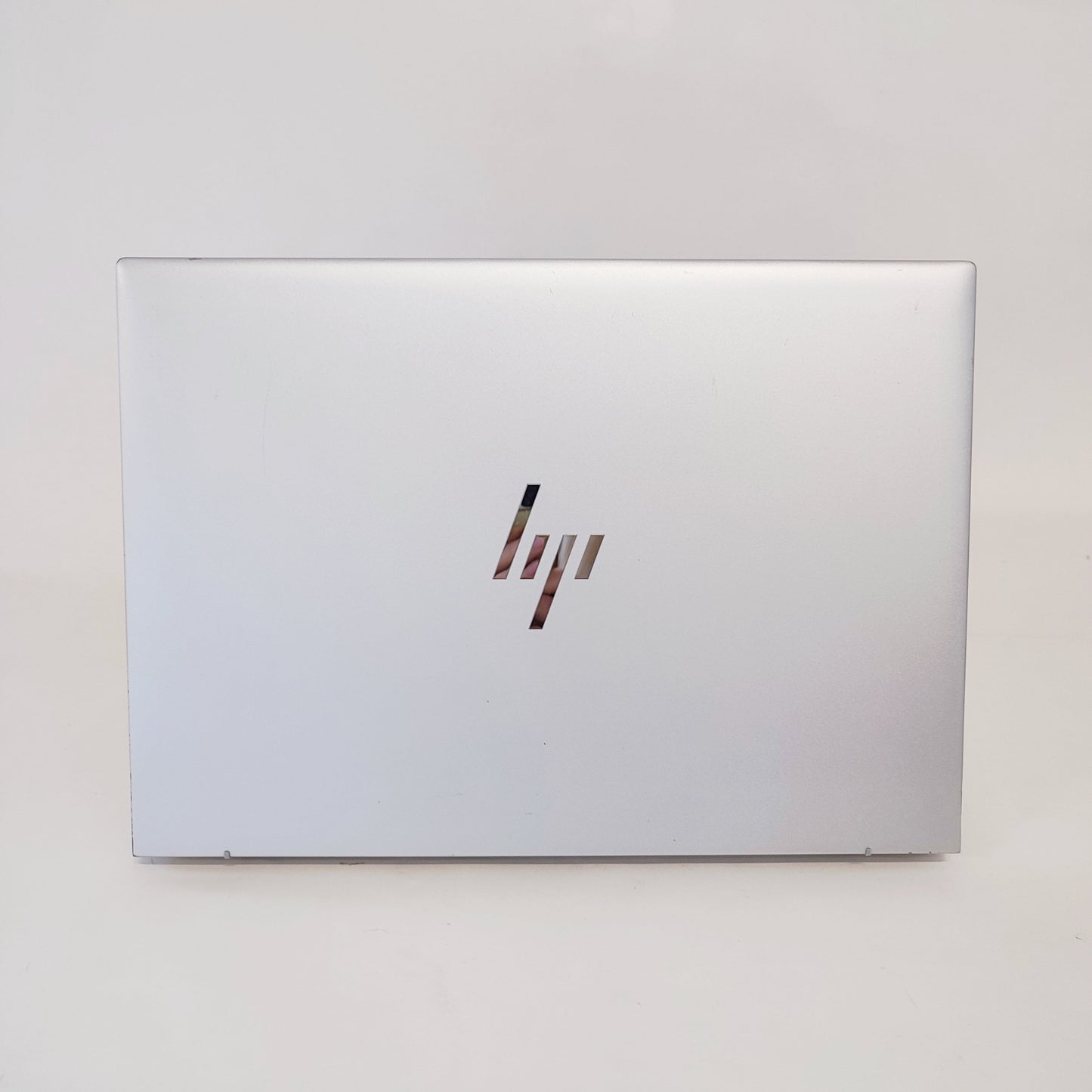 HP EliteBook 840 G9/i7-1255U/16GB/500GB SSD/Intel HD Graphics/14″ FHD/ID: 28766