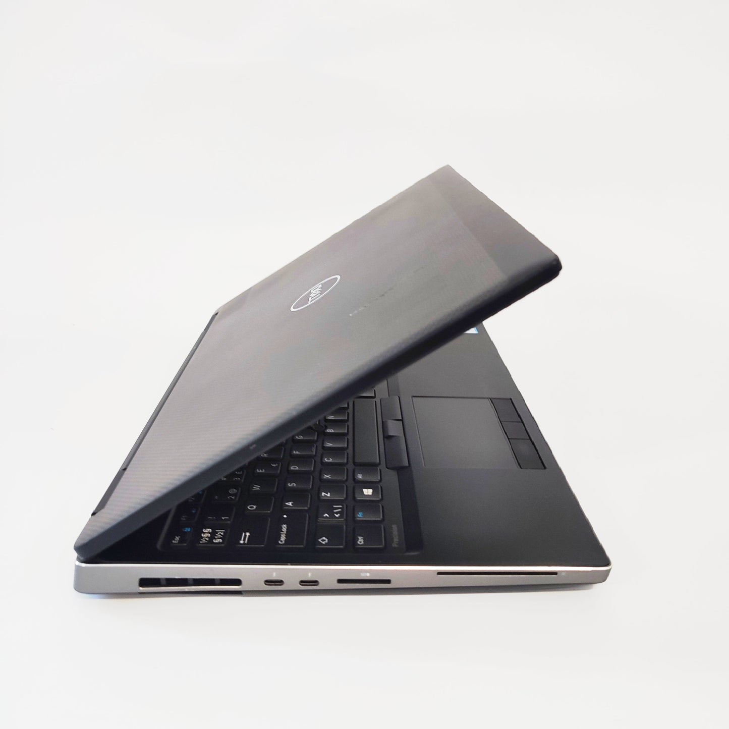 DELL Precision 7530 Touch/i7-8750H/16GB/256GB SSD/NVIDIA Quadro P2000/15.6″ FHD/ID: 27297