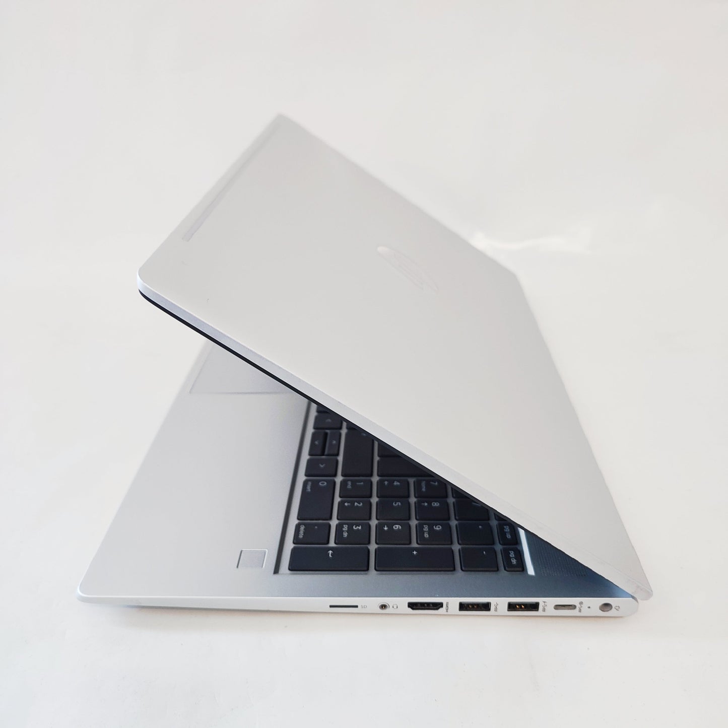 HP ProBook 455 G8/Ryzen 3-5400U/16GB/256GB SSD/AMD/15.6″ FHD/ID: 29777