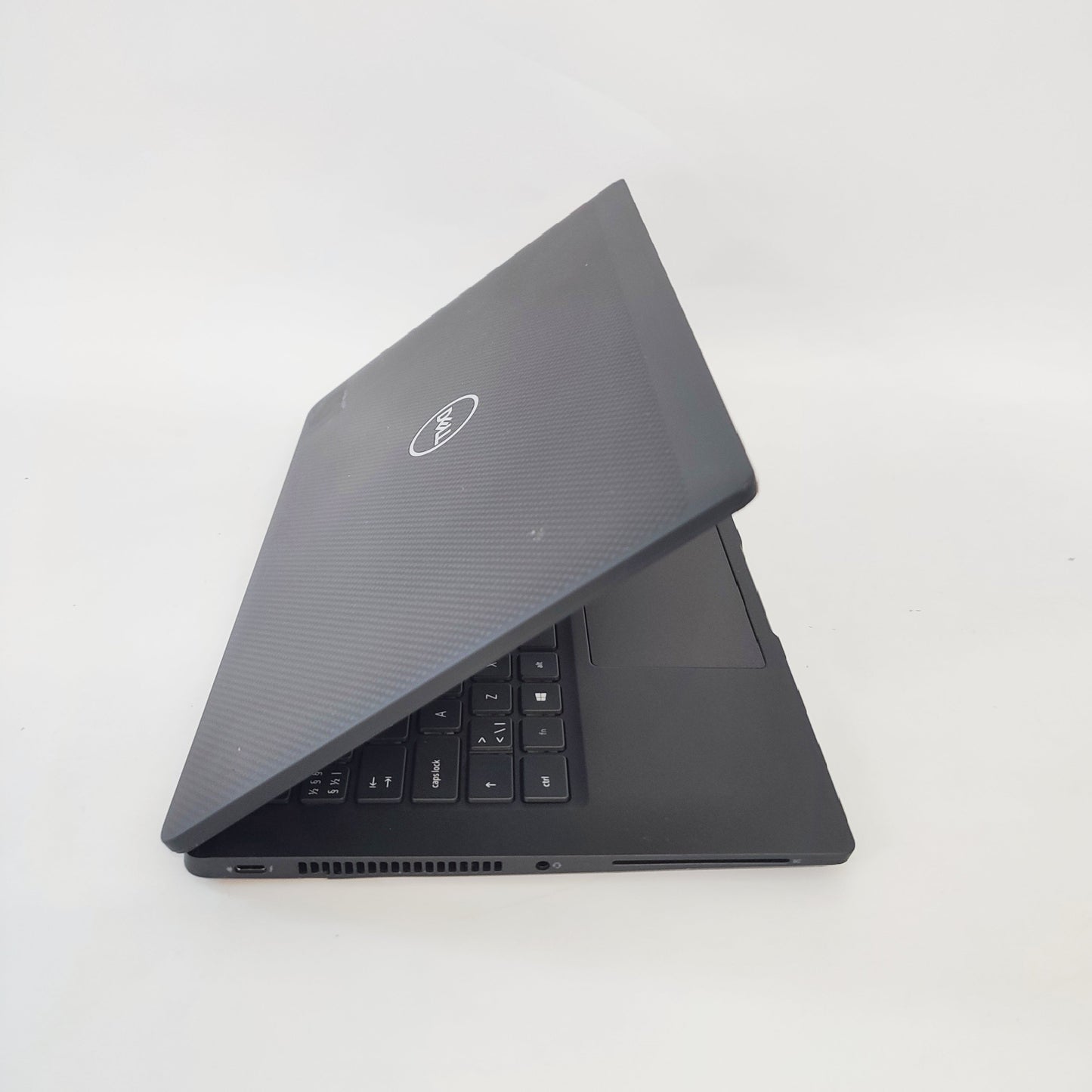 DELL Latitude 7420/i7-1165G7/32 GB/256 GB SSD/Intel Iris/14″ FHD/ID: 25889