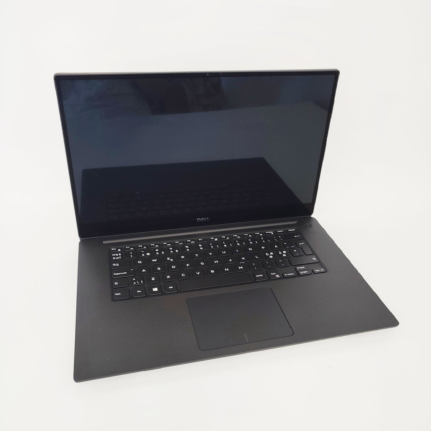 DELL Precision 5540 Touch/i7-9850H/16GB/256GB SSD/Nvidia Quadro T1000/15.6″ FHD/ID: 29451