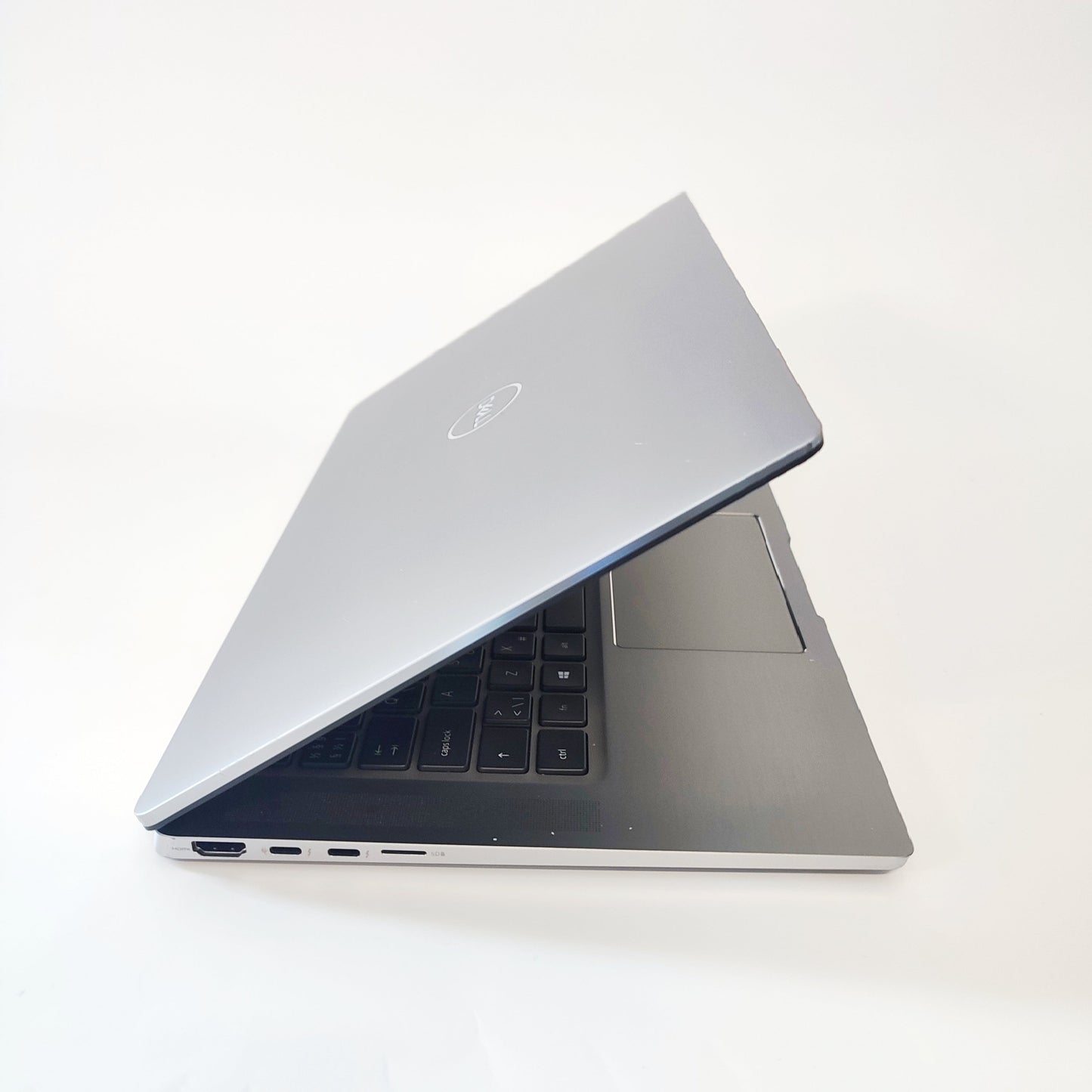 DELL Latitude 9520/i7-1185G7/16GB/256GB SSD/Intel HD Graphics/15″ FHD/ID: 28931