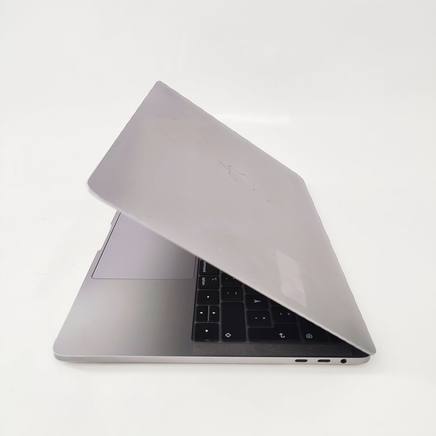 APPLE MacBook Pro A1989 (2018) «Серый космос»/i5-8259U/8 ГБ/256 ГБ SSD/Intel Iris/13,3″ Retina/ID: 27807