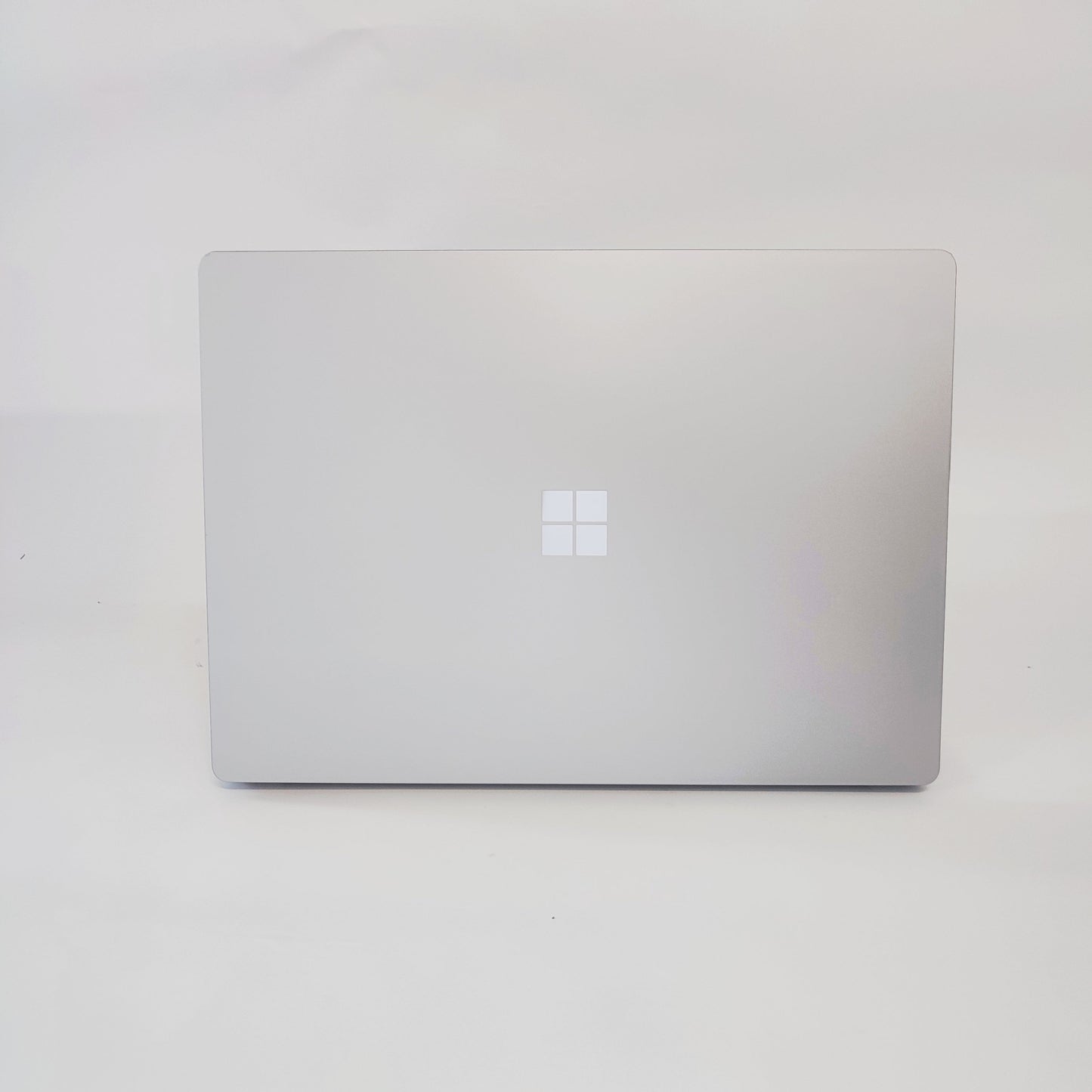 Microsoft Surface Laptop 5/i7-1255U/8GB/256GB SSD/Intel HD Graphics/15″ QHD (2K)/ID: 18807