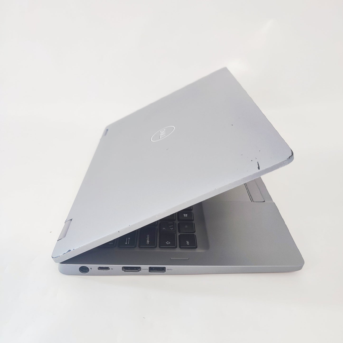 DELL Latitude 5310 Touch 2-in-1/i7-10610U/16GB/256GB SSD/Intel HD Graphics/13.3″ FHD/ID: 29430
