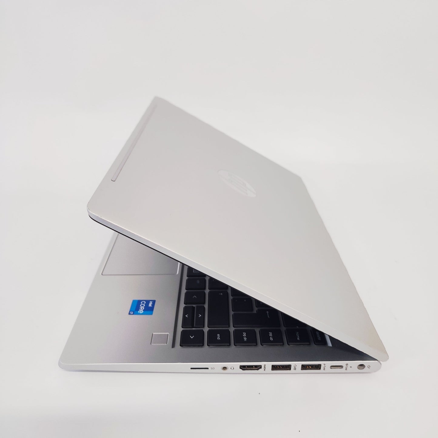 HP ProBook 440 G8/i7-1165G7/16 ГБ/256 ГБ SSD/Intel HD Graphics/14″ FHD/ID: 24495
