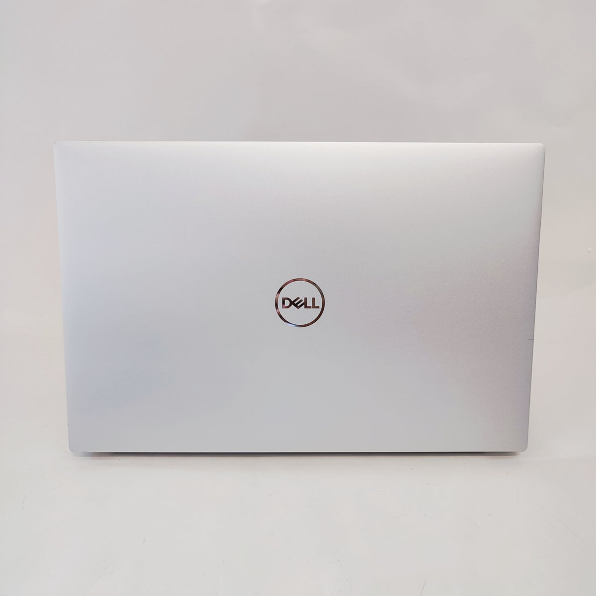 DELL XPS 15 9520 Touch/i7-12700H/16GB/500GB SSD/Nvidia GeForce RTX 3050/15.6″ UHD+/ID: 30402