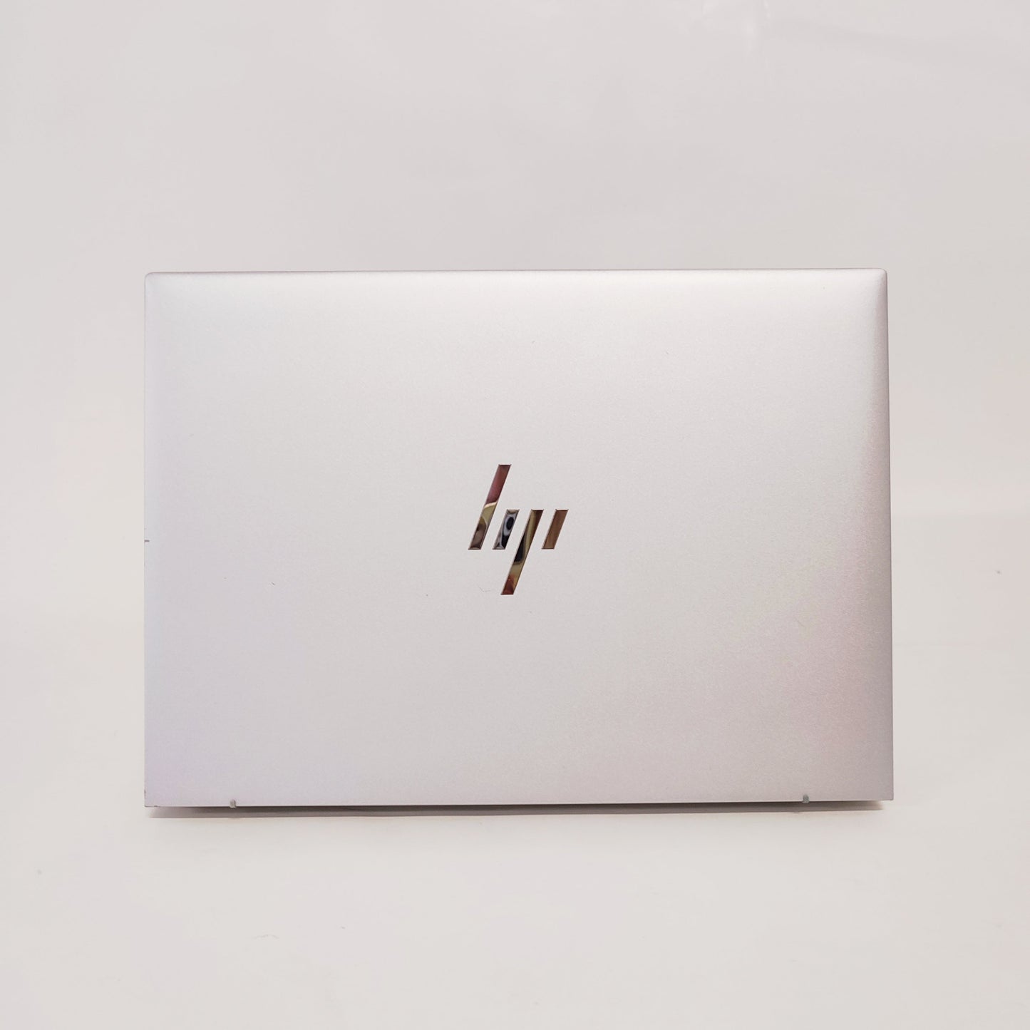 HP EliteBook 830 G9/i5-1235U/16GB/256GB SSD/Intel HD Graphics/13.3″ FHD/ID: 28654