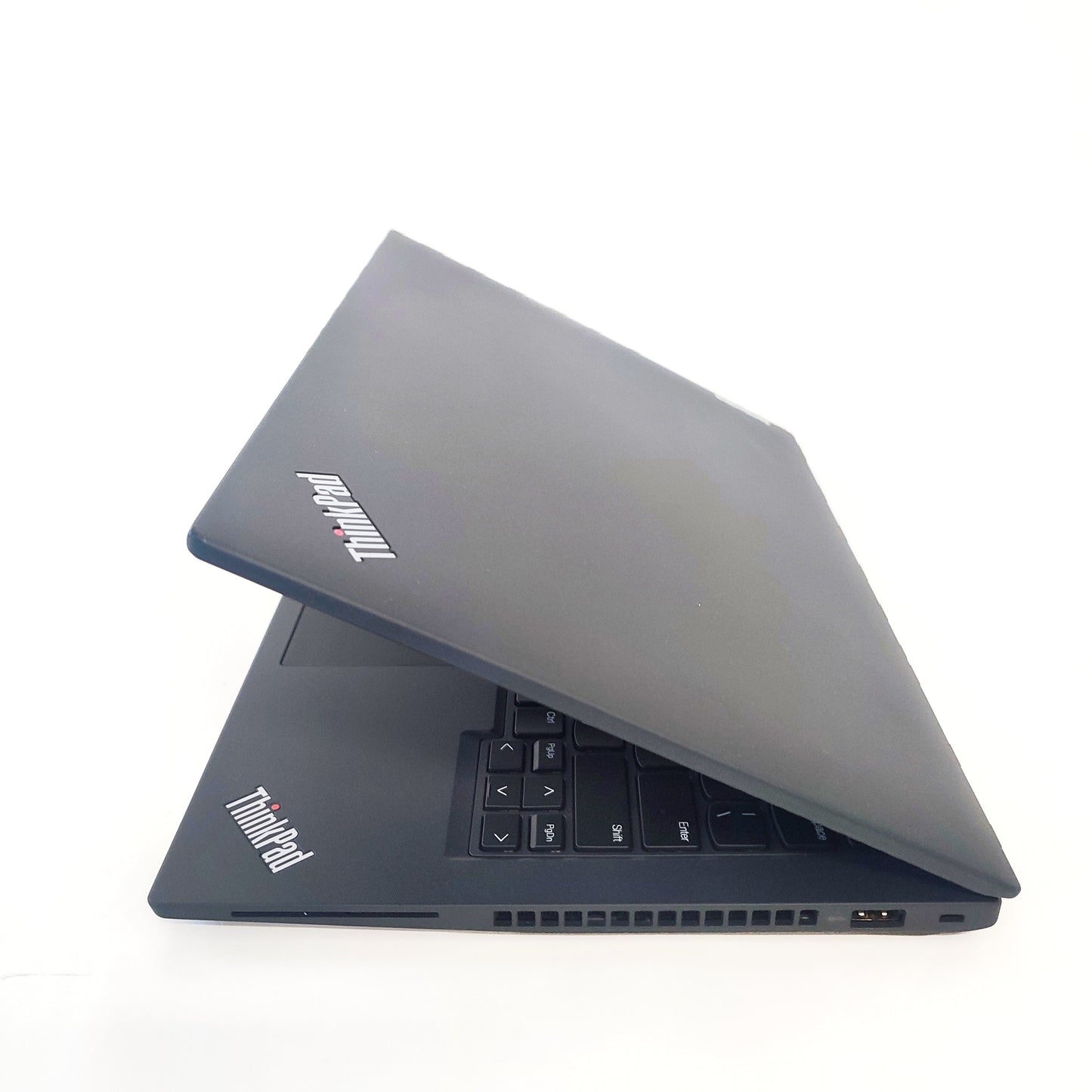 LENOVO ThinkPad T14 Gen3/i7-1255U/16GB/256GB SSD/Intel Iris/14″ FHD/ID: 28768
