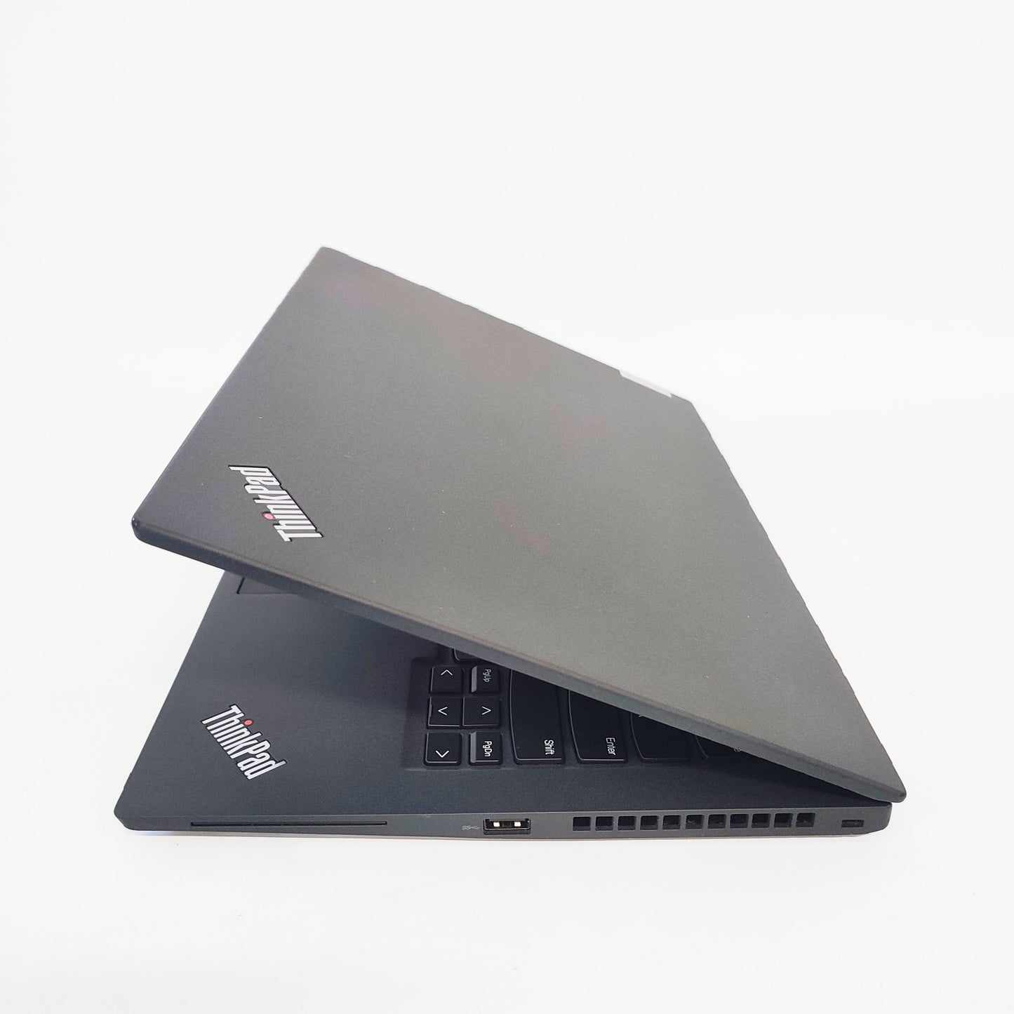 LENOVO ThinkPad T14s Gen2 Touch/i7-1185G7/32GB/500GB SSD/Intel HD Graphics/14″ FHD/ID: 23341