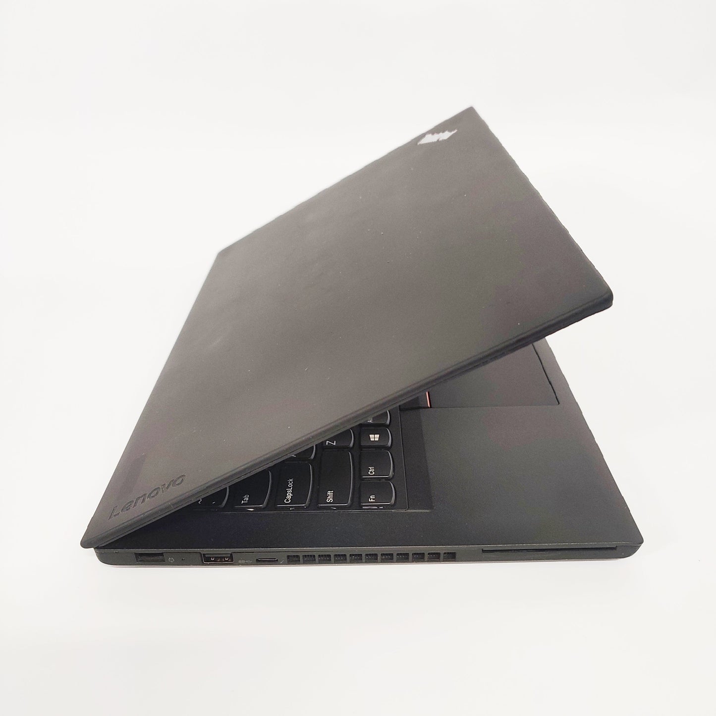 LENOVO ThinkPad T470/i7-7600U/8GB/256GB SSD/Intel HD Graphics/14″ FHD/ID: 24691