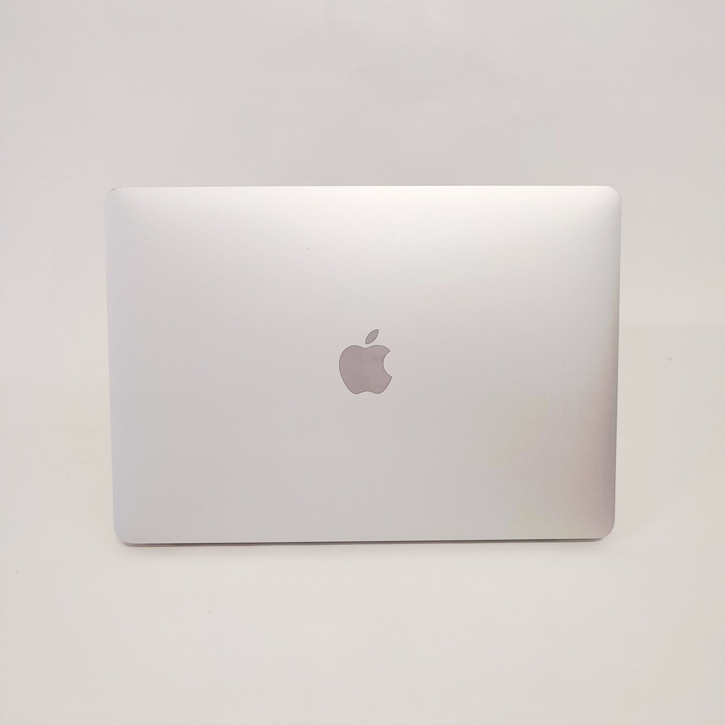 APPLE MacBook Pro A2251 (2020) серебристый/i5-1038NG7/16 ГБ/500 ГБ SSD/Intel Iris/13,3″ Retina/ID: 27933