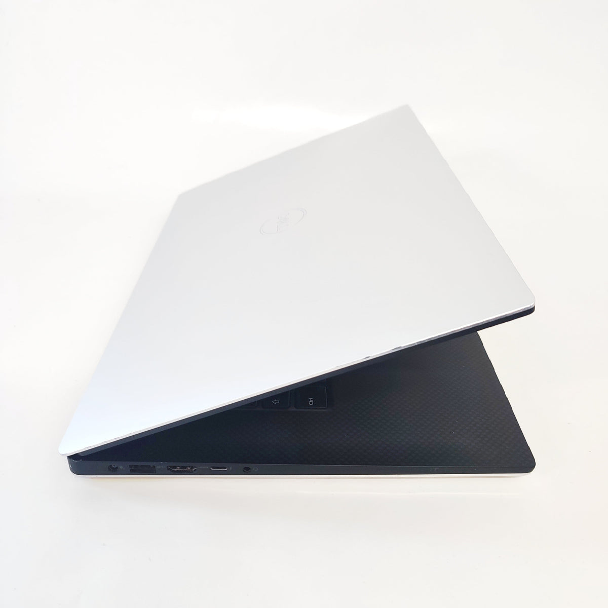 DELL XPS 15 7590/i9-9980HK/16GB/256GB SSD/NVIDIA GeForce GTX 1650/15.6″ FHD/ID: 30408