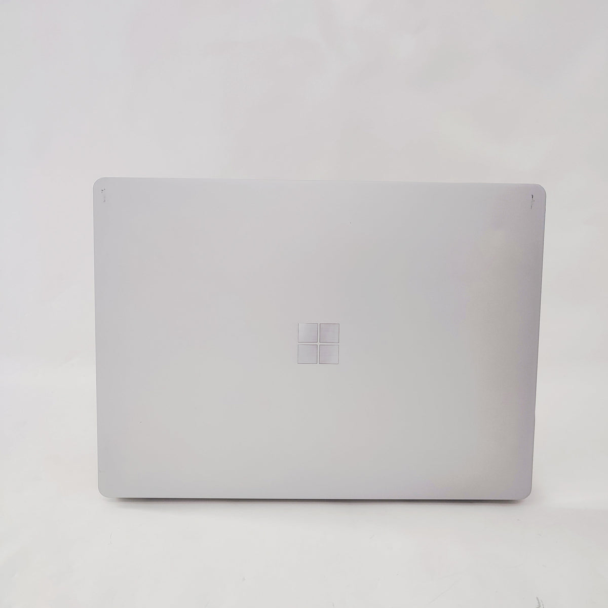 MICROSOFT Surface Laptop/i5-7300U/8GB/256GB SSD/Intel Graphics/13.5″ QHD/ID: 29879