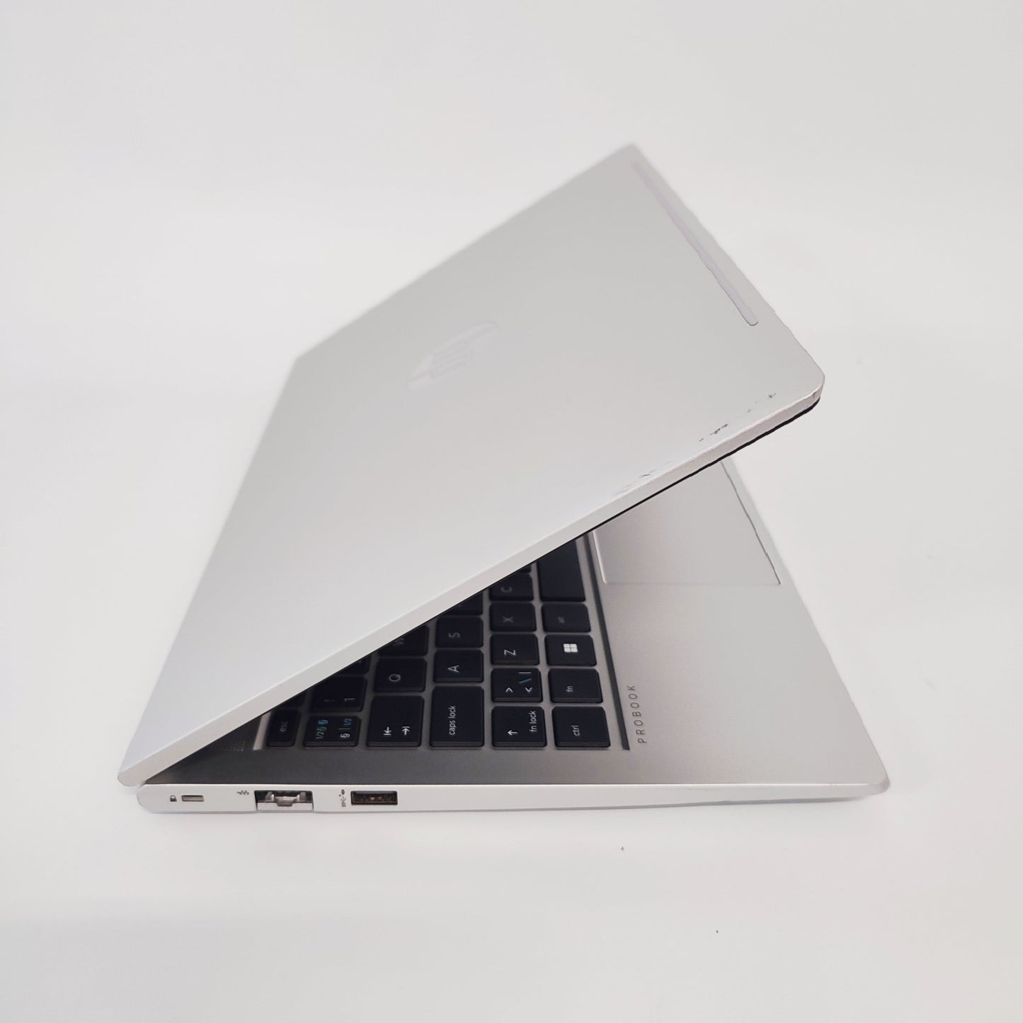 HP ProBook 440 G8/i7-1165G7/16 ГБ/256 ГБ SSD/Intel HD Graphics/14″ FHD/ID: 24495