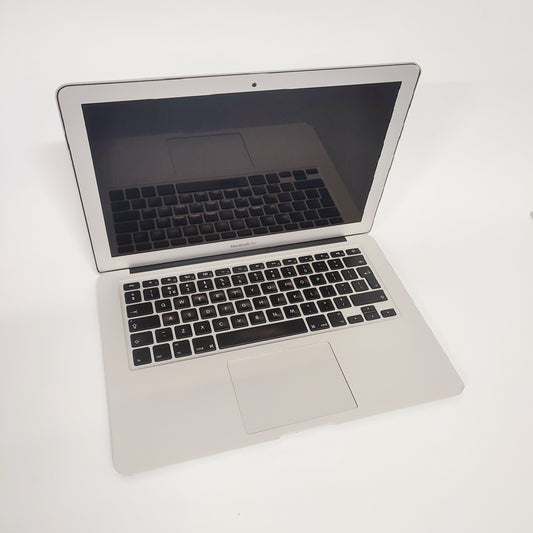 APPLE MacBook Air A1466 (2013)/i5-4250U/4GB/240GB SSD/Intel HD Graphics/13.3″ cietais disks/ID: 09547
