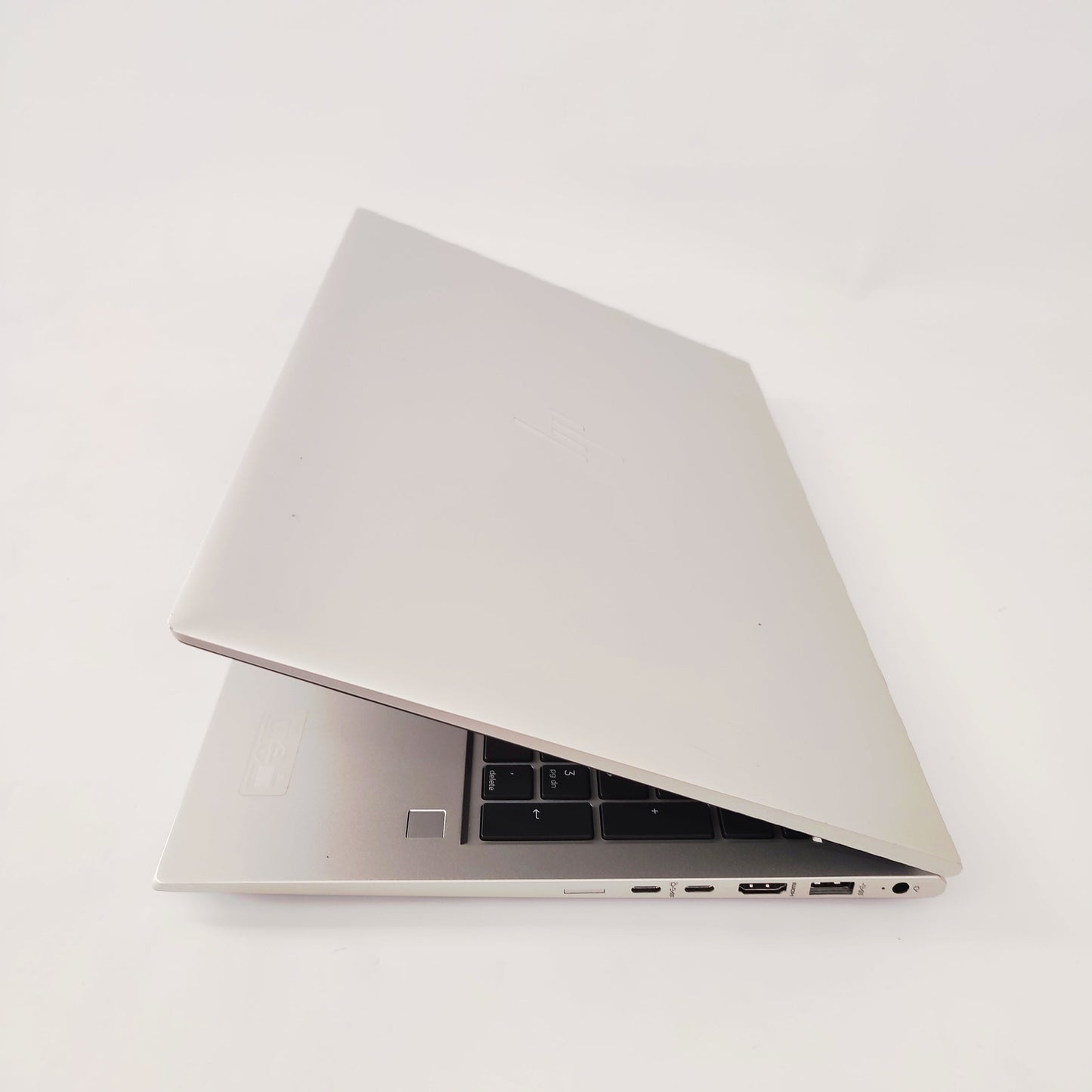 HP ProBook 855 G7/Ryzen 5-4650U/16GB/256GB SSD/AMD/15.6″ FHD/ID: 30030