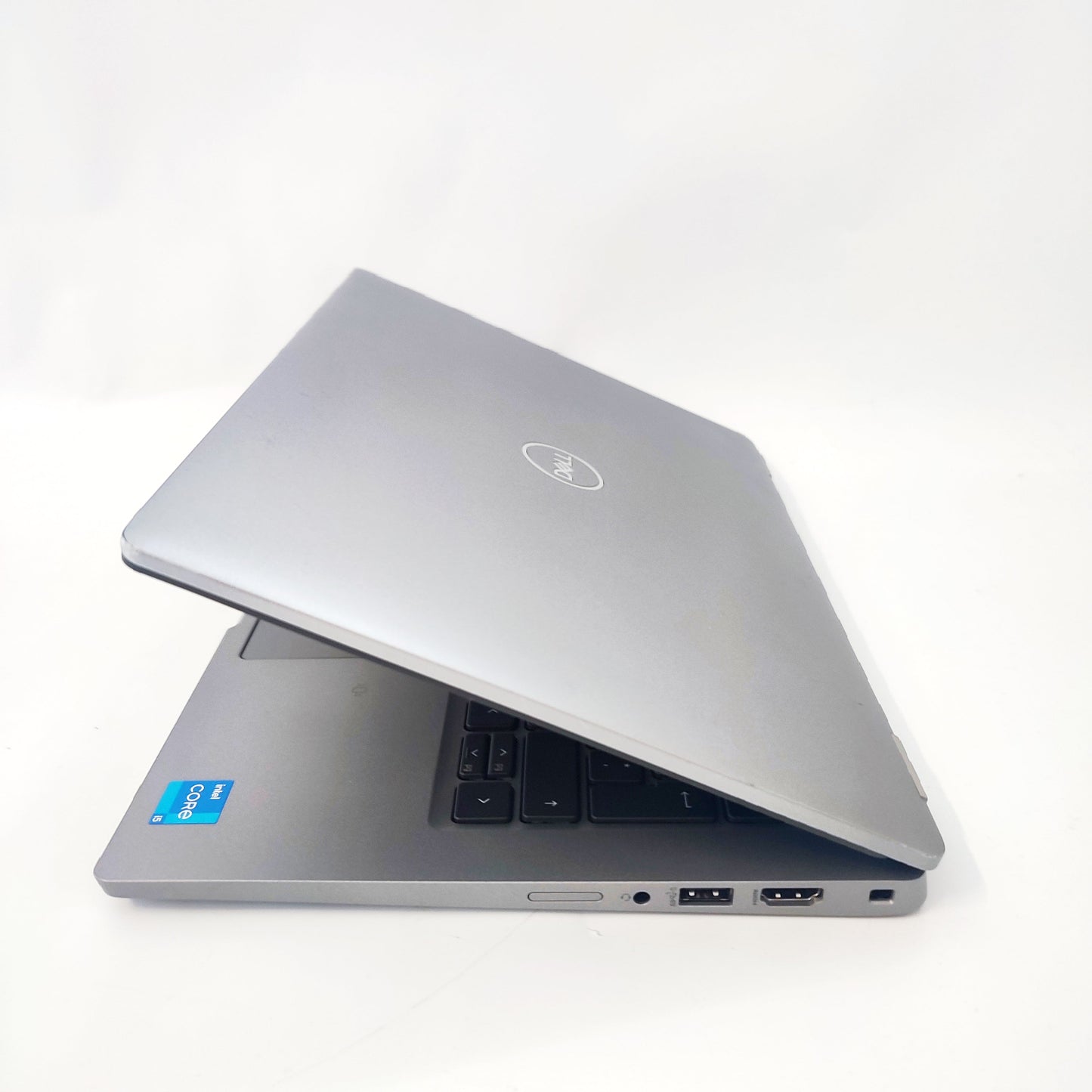 DELL Latitude 5330 Сенсорный/i5-1145G7/16ГБ/256ГБ SSD/Intel HD Graphics/13.3″ FHD/ID: 17507
