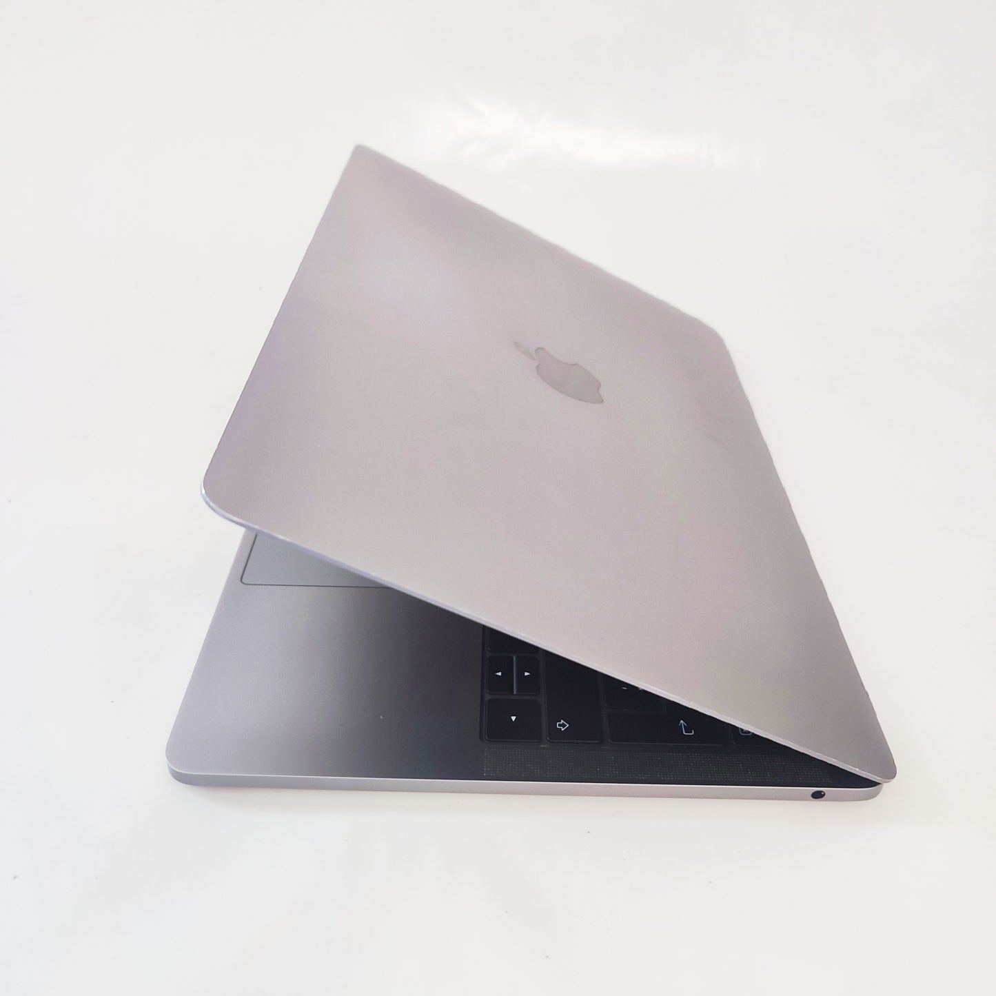 APPLE MacBook Pro A1708 (2017) «Серый космос»/i5-7360U/8ГБ/500ГБ SSD/Intel HD Graphics/13.3″ Retina/ID: 24141