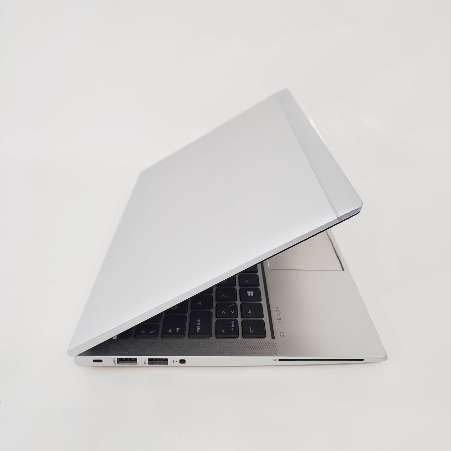 HP EliteBook 835 G8/Ryzen 5-5650U/16GB/256GB SSD/AMD/13.3″ FHD/ID: 29434
