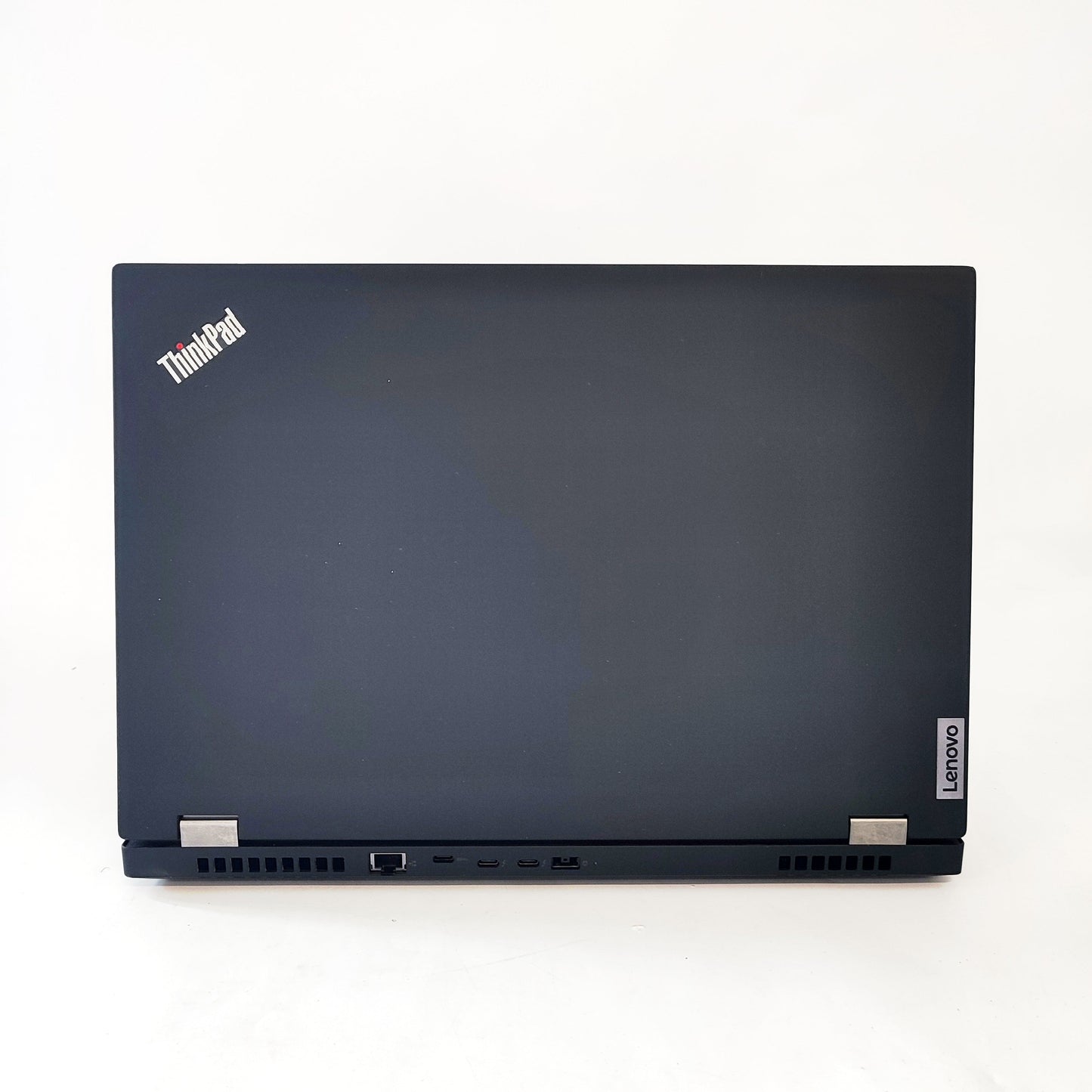 Lenovo ThinkPad P15 Gen 1/i7-10750H/16GB/256GB SSD/Nvidia Quadro T2000/15.6″ FHD/ID: 29521