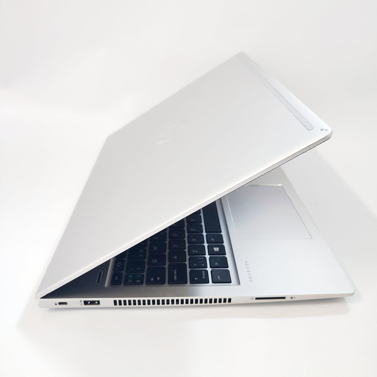 HP ProBook 450 G7/i7-10510U/16GB/256GB SSD/Intel HD Graphics/15.6″ FHD/ID: 30343