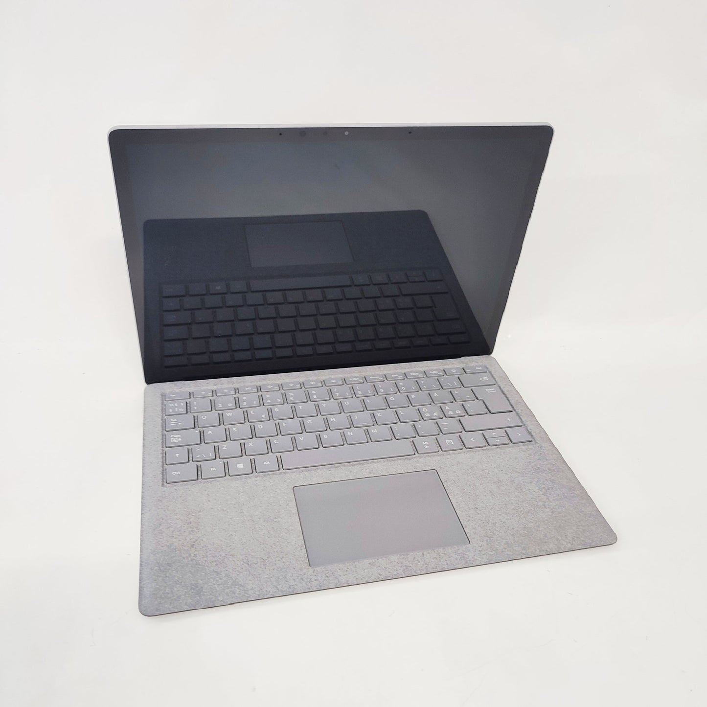 MICROSOFT Surface Laptop/i5-7300U/8GB/256GB SSD/Intel Graphics/13.5″ QHD/ID: 29879