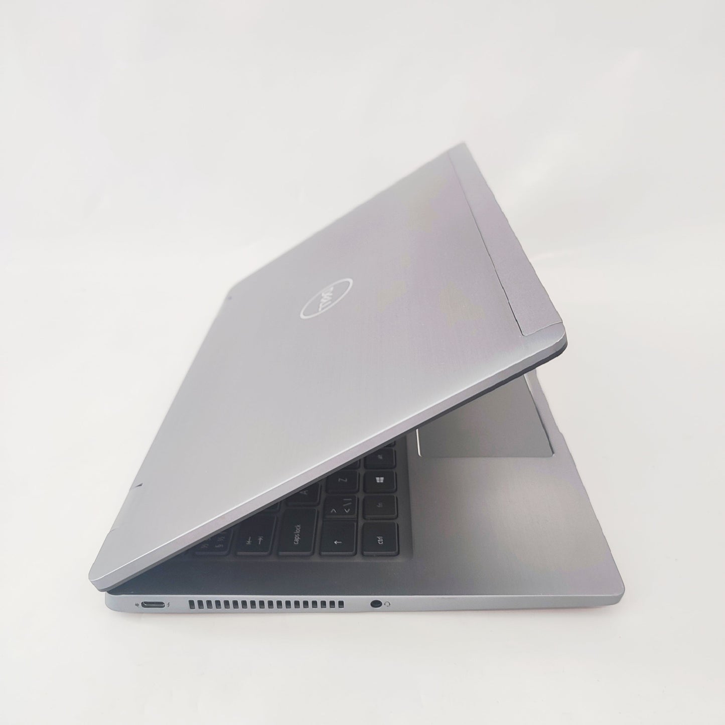DELL Latitude 7420 Touch 2-in-1/i5-1145G7/16GB/256GB SSD/Intel Iris/14″ FHD/ID: 25958