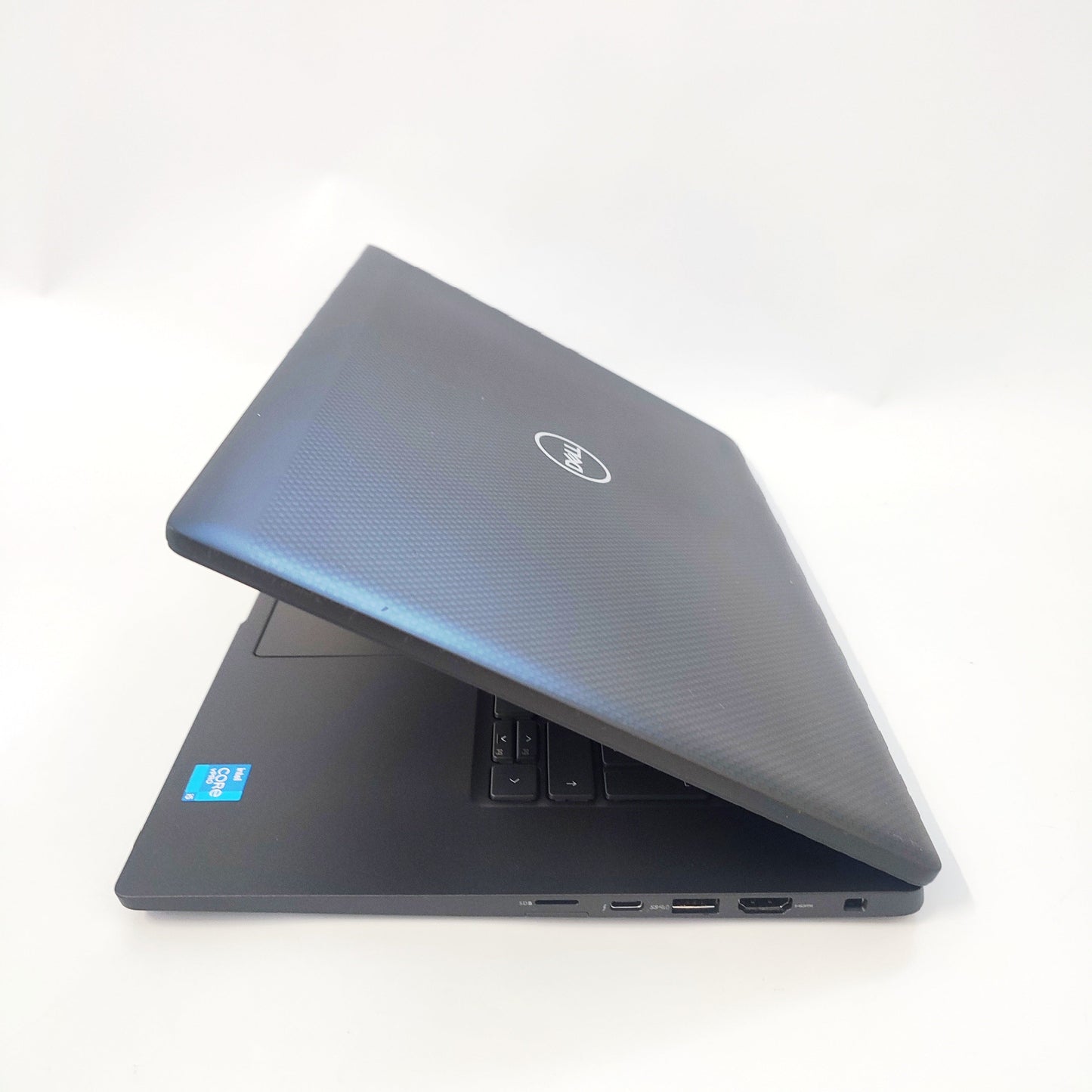 DELL Latitude 7520/i5-1145G7/16GB/256GB SSD/Intel HD Graphics/15.6″ FHD/ID: 19743