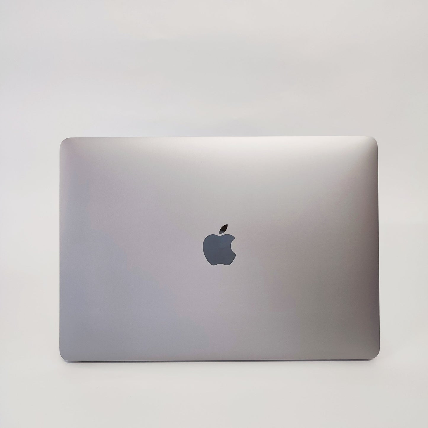 APPLE MacBook Pro A1706 (2017) kosmosa pelēks/i5-7287U/16GB/500GB SSD/Intel HD Graphics/13.3″ Retina/ID: 25129