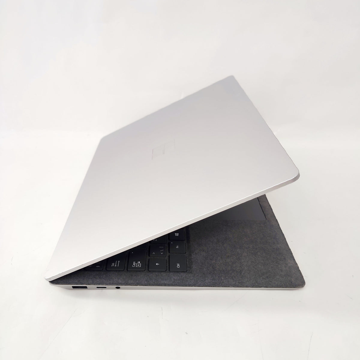 MICROSOFT Surface Laptop 3 Silver/i7-1065G7/16GB/500GB SSD/Intel Graphics/13.5″ QHD+ 2k/ID: 30209