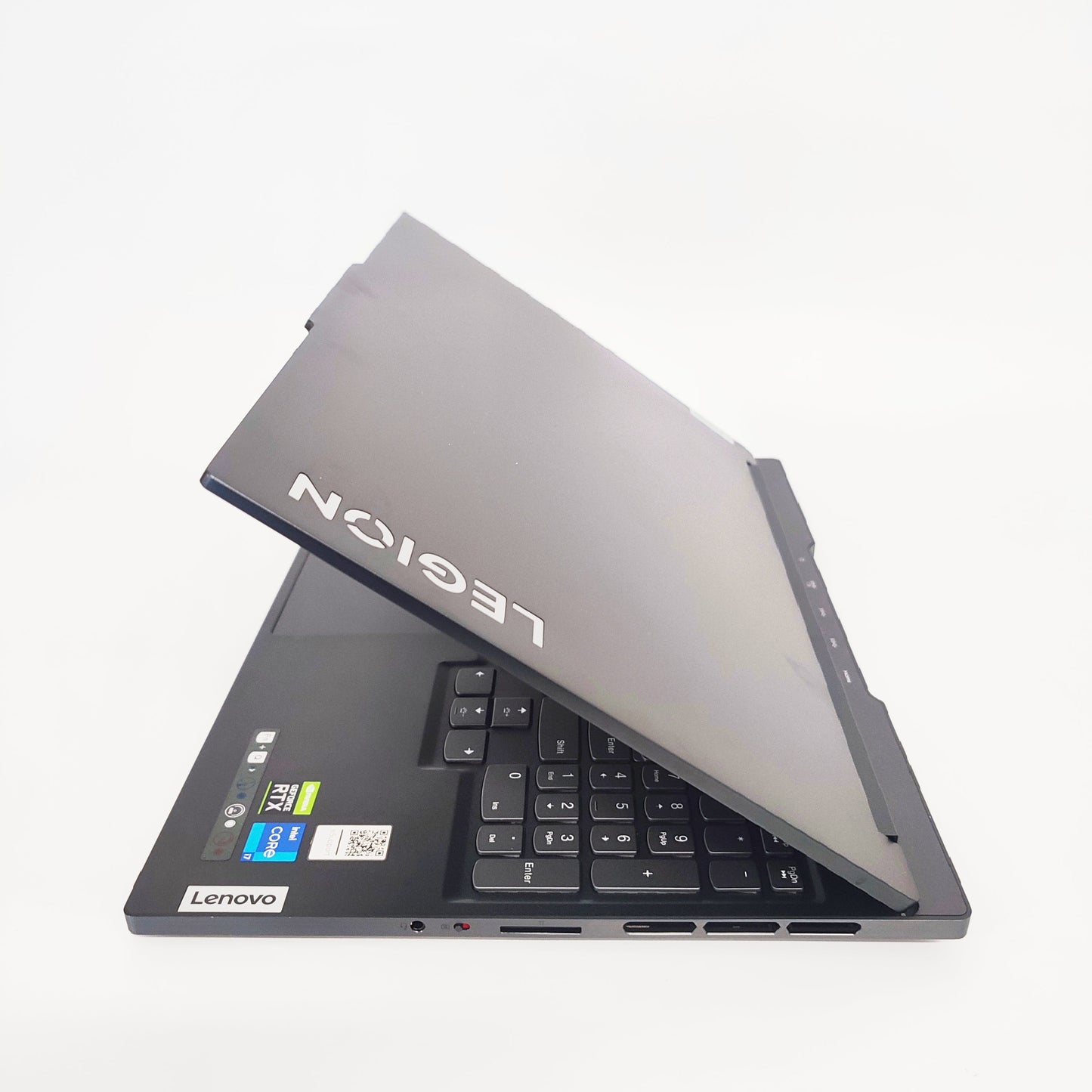 Lenovo Legion S7 16IAH7/i7-12700H/16GB/500GB SSD/Nvidia GeForce RTX 3060/16″ FHD/ID: 24087